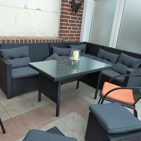 Exklusive Mit Terrasse & Beheiztem Wintergarten Apartamento