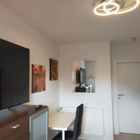 Apartment Mit Offenen Wintergarten